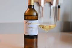 Bottle of Viñedos Y Bodegas Lyng Vega Medina Blanco, Spanish white wine from Castilla y León