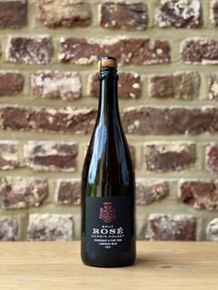 Bottle of Domein Holset Rosé Brut 2022, Dutch sparkling wine from South Limburg