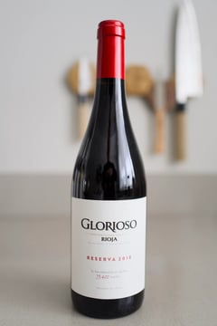 Bottle of Glorioso Rioja Reserva 2018 from Bodegas Cosme Palacio