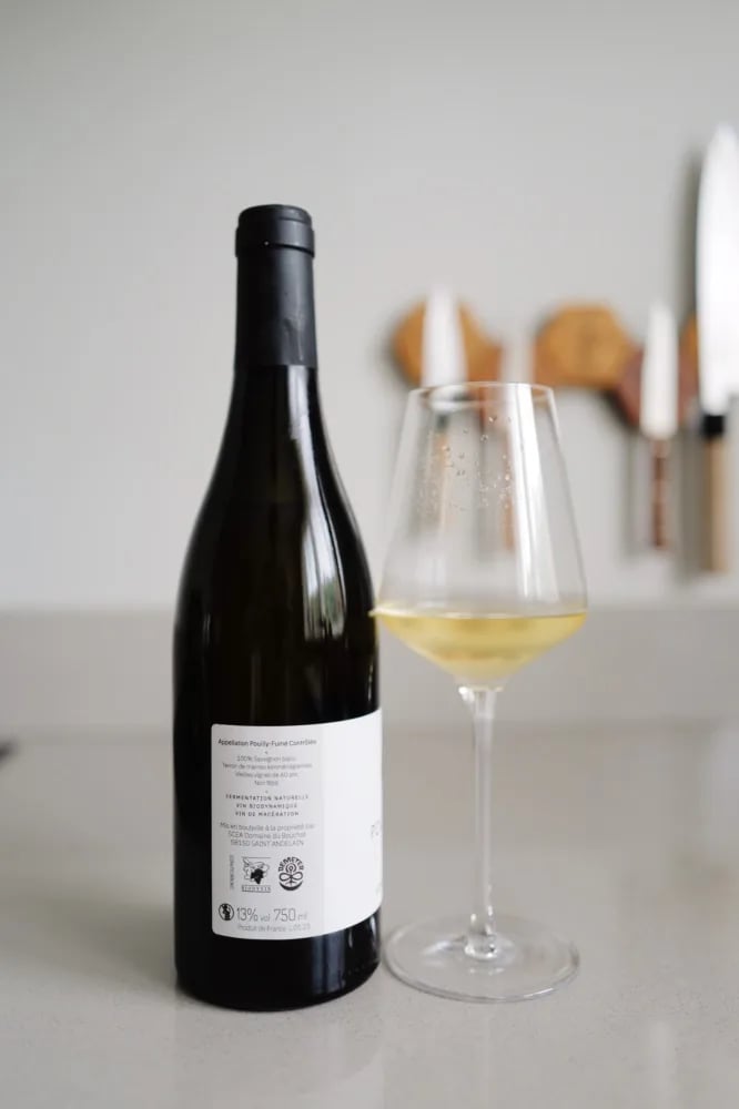 Back label of Pouilly-Fumé MCMLV 2023 listing old vines, natural fermentation and vin de macération